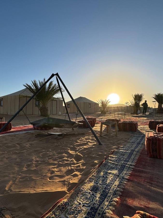 Sahara Dunes Luxury Camp Merzouga Exterior foto