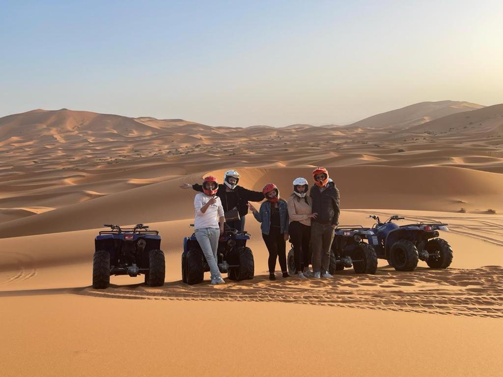 Sahara Dunes Luxury Camp Merzouga Exterior foto